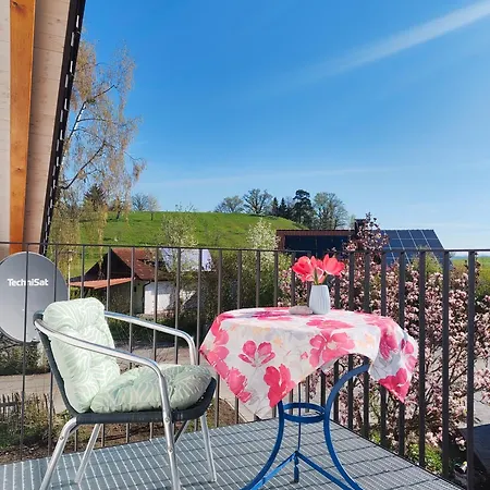 Am Weiher Mit Terrasse